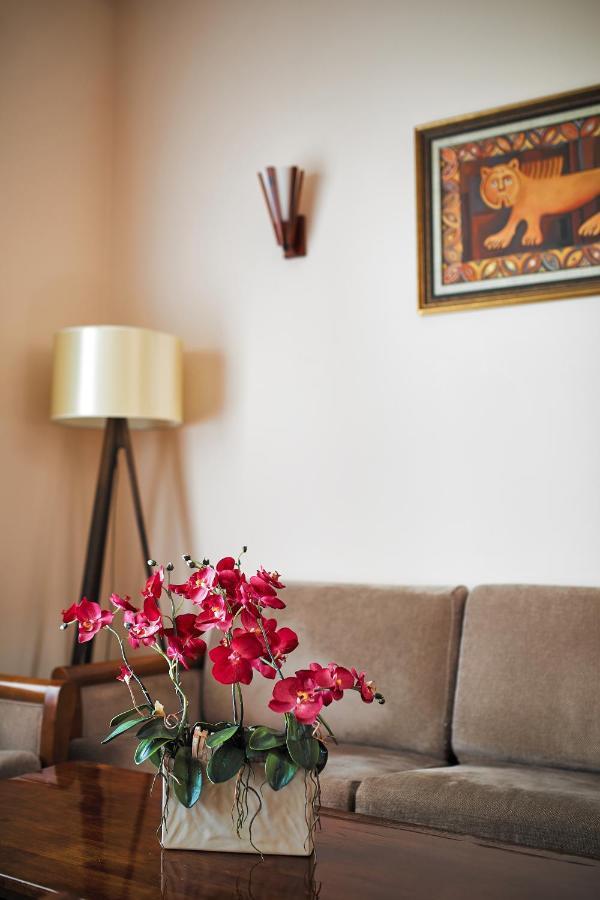 Areve Residence Boutique Hotel Yerevan Luaran gambar